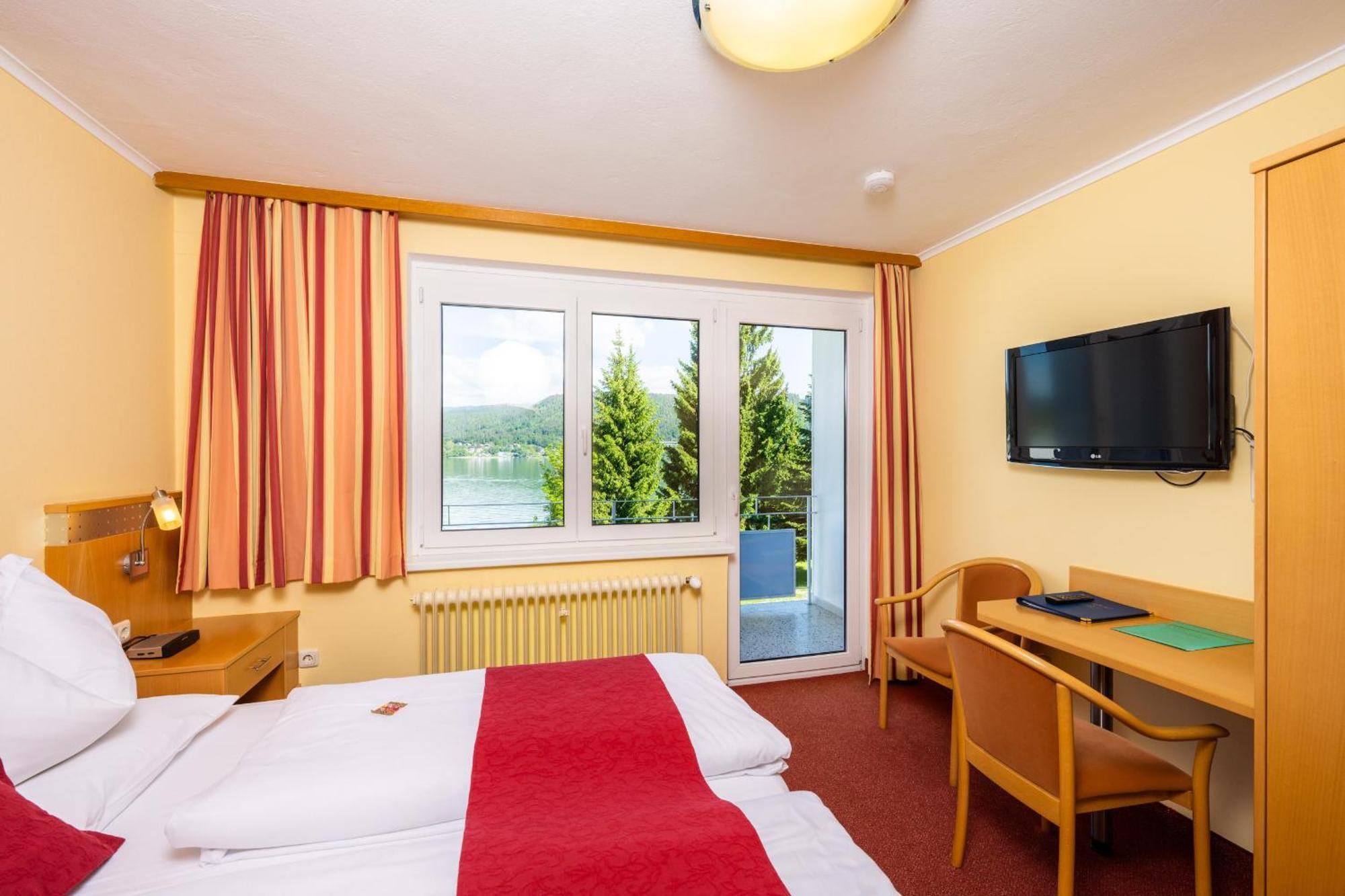 Strandhotel Schabus Velden am Woerthersee Phòng bức ảnh
