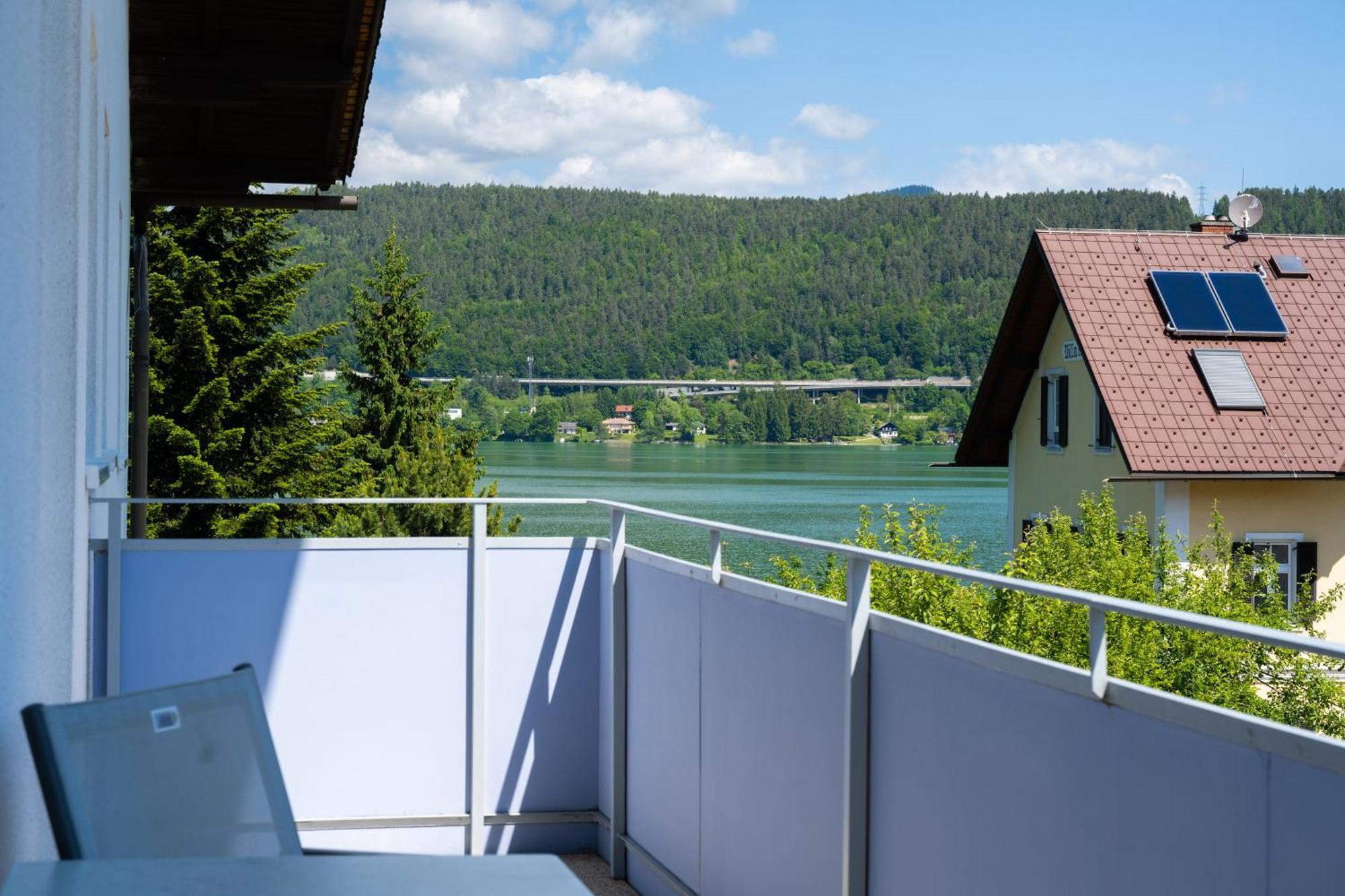 Strandhotel Schabus Velden am Woerthersee Phòng bức ảnh