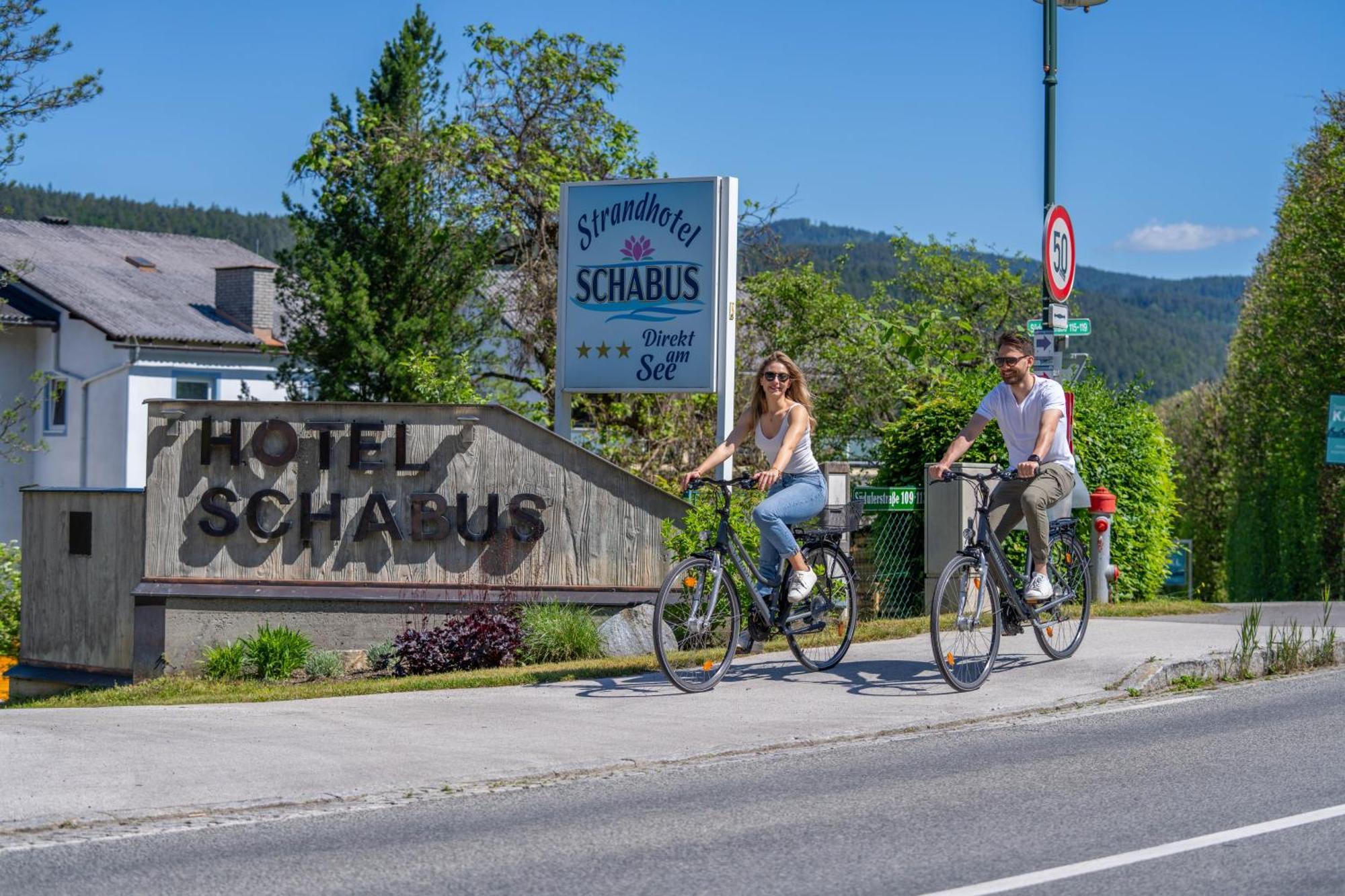 Strandhotel Schabus Velden am Woerthersee Ngoại thất bức ảnh